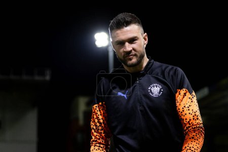 Photo for Richard O'Donnell of Blackpool warming up prior to the Sky Bet League 1 match Leyton Orient vs Blackpool at Matchroom Stadium, London, United Kingdom, 27th February 202 - Royalty Free Image