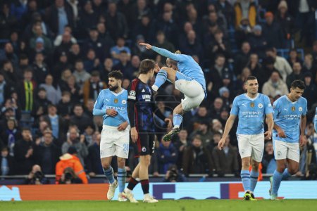 Photo for Erling Haaland  of Manchester City celebrates his goal to make it 3-1  celebrates his goal to make it 3-1 during the UEFA Champions League match Manchester City vs F.C. Copenhagen at Etihad Stadium, Manchester, United Kingdom, 6th March 202 - Royalty Free Image