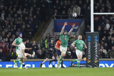 Photo for Marcus Smith of England drops a goal to give England a 23-22 victory with the last kick of the game during the 2024 Guinness 6 Nations match England vs Ireland at Twickenham Stadium, Twickenham, United Kingdom, 9th March 202 - Royalty Free Image