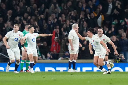 Photo for Marcus Smith of England celebrates after his drop goal won the game for England during the 2024 Guinness 6 Nations match England vs Ireland at Twickenham Stadium, Twickenham, United Kingdom, 9th March 202 - Royalty Free Image