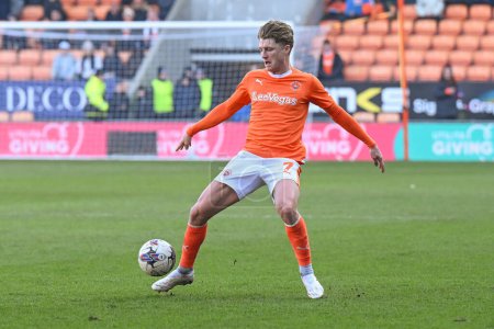 Photo for George Byers of Blackpool controls the ball during the Sky Bet League 1 match Blackpool vs Portsmouth at Bloomfield Road, Blackpool, United Kingdom, 9th March 202 - Royalty Free Image