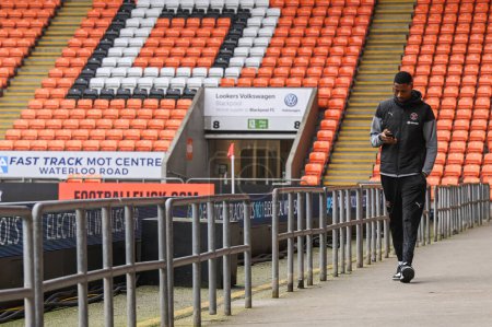 Photo for Marvin Ekpiteta of Blackpool arrives ahead of the Sky Bet League 1 match Blackpool vs Portsmouth at Bloomfield Road, Blackpool, United Kingdom, 9th March 202 - Royalty Free Image