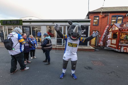 Photo for Ronnie the Rhino during the Betfred Super League Round 5 match Leeds Rhinos vs St Helens at Headingley Stadium, Leeds, United Kingdom, 15th March 202 - Royalty Free Image