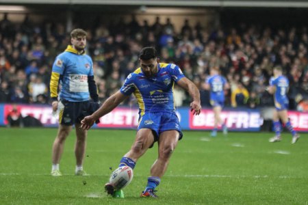 Photo for Rhyse Martin of Leeds Rhinos converts for a goal during the Betfred Super League Round 5 match Leeds Rhinos vs St Helens at Headingley Stadium, Leeds, United Kingdom, 15th March 202 - Royalty Free Image