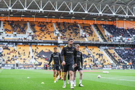 Photo for Max Kilman of Wolverhampton Wanderers during the pre-game warm up ahead of the Emirates FA Cup Quarter- Final match Wolverhampton Wanderers vs Coventry City at Molineux, Wolverhampton, United Kingdom, 16th March 202 - Royalty Free Image