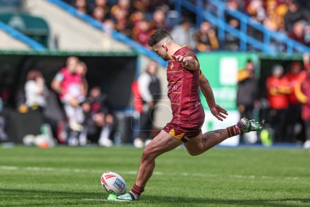 Photo for Jake Connor of Huddersfield Giants converts for a goal to make it 10-0 during the Betfred Challenge Cup Sixth Round match Huddersfield Giants vs Hull FC at John Smith's Stadium, Huddersfield, United Kingdom, 23rd March 202 - Royalty Free Image