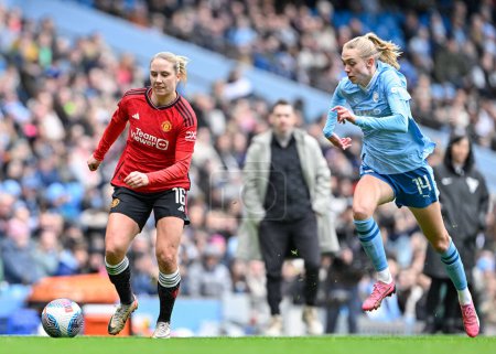 Photo for Lisa Naalsund of Manchester United Women breaks forward with the ball, during The FA Women's Super League match Manchester City Women vs Manchester United Women at Etihad Stadium, Manchester, United Kingdom, 23rd March 202 - Royalty Free Image