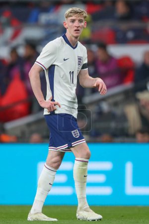 Foto de Anthony Gordon de Inglaterra durante el partido amistoso internacional Inglaterra vs Brasil en el estadio Wembley, Londres, Reino Unido, 23 de marzo 202 - Imagen libre de derechos