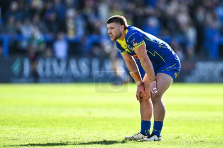 Photo for Danny Walker of Warrington Wolves takes a breather during the Betfred Super League match Warrington Wolves vs Catalans Dragons at Halliwell Jones Stadium, Warrington, United Kingdom, 30th March 202 - Royalty Free Image