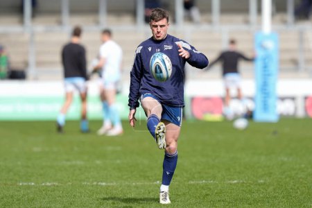 Photo for George Ford of Sale Sharks warms up before the Gallagher Premiership match Sale Sharks vs Exeter Chiefs at Salford Community Stadium, Eccles, United Kingdom, 31st March 202 - Royalty Free Image