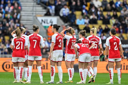Téléchargez les photos : Joueuses d'arsenal lors de la finale de la FA Women's League Cup Arsenal Women vs Chelsea FC Women à Molineux, Wolverhampton, Royaume-Uni, 31 mars 202 - en image libre de droit