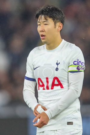 Photo for Son Heung-Min of Tottenham Hotspur during the Premier League match West Ham United vs Tottenham Hotspur at London Stadium, London, United Kingdom, 2nd April 202 - Royalty Free Image