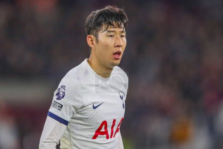 Photo for Son Heung-Min of Tottenham Hotspur during the Premier League match West Ham United vs Tottenham Hotspur at London Stadium, London, United Kingdom, 2nd April 202 - Royalty Free Image