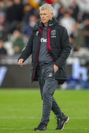 Photo for David Moyes manager of West Ham United after the game during the Premier League match West Ham United vs Tottenham Hotspur at London Stadium, London, United Kingdom, 2nd April 202 - Royalty Free Image