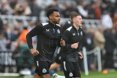 Photo for Jacob Murphy of Newcastle United in the pregame warmup session during the Premier League match Newcastle United vs Everton at St. James's Park, Newcastle, United Kingdom, 2nd April 202 - Royalty Free Image