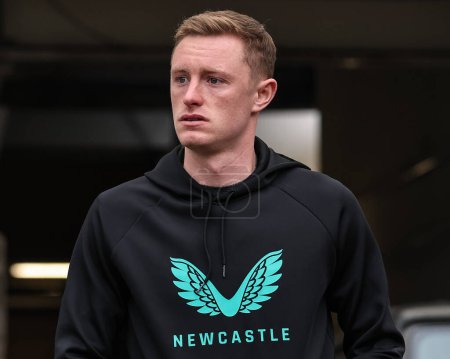 Photo for Sean Longstaff of Newcastle United arrives during the Premier League match Newcastle United vs Everton at St. James's Park, Newcastle, United Kingdom, 2nd April 202 - Royalty Free Image