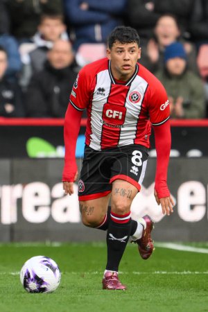 Photo for Gustavo Hamer of Sheffield United makes a break with the ball during the Premier League match Sheffield United vs Chelsea at Bramall Lane, Sheffield, United Kingdom, 7th April 202 - Royalty Free Image