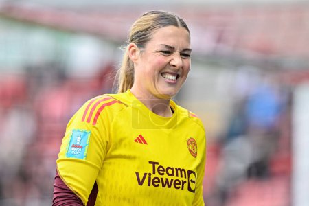 Photo for Mary Earps of Manchester United Women reacts, during the Adobe Women's FA Cup Semi-Final match Manchester United Women vs Chelsea FC Women at Leigh Sports Village, Leigh, United Kingdom, 14th April 202 - Royalty Free Image