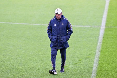 Photo for Carlo Ancelotti Manager of Real Madrid during the Real Madrid Champions League Training Session at Etihad Stadium, Manchester, United Kingdom, 16th April 202 - Royalty Free Image