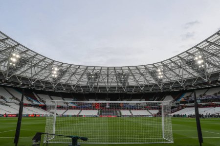 Photo for A general view of the London Stadium ahead of the UEFA Europa League Quarter-Final match West Ham United vs Bayer 04 Leverkusen at London Stadium, London, United Kingdom, 18th April 202 - Royalty Free Image