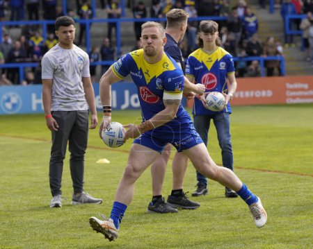 Photo for Matt Dufty of Warrington Wolves warms up before the Betfred Super League Round 8 match Warrington Wolves vs Leigh Leopards at Halliwell Jones Stadium, Warrington, United Kingdom, 20th April 202 - Royalty Free Image