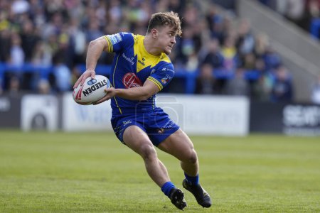 Photo for Leon Hayes of Warrington Wolves passes the ball during the Betfred Super League Round 8 match Warrington Wolves vs Leigh Leopards at Halliwell Jones Stadium, Warrington, United Kingdom, 20th April 202 - Royalty Free Image