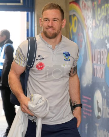 Photo for Matt Dufty of Warrington Wolves arrives at the stadium before the Betfred Super League Round 8 match Warrington Wolves vs Leigh Leopards at Halliwell Jones Stadium, Warrington, United Kingdom, 20th April 202 - Royalty Free Image
