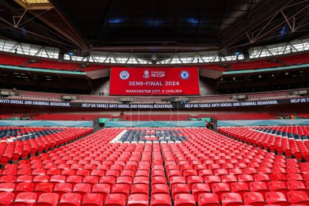 Téléchargez les photos : Vue générale de l'intérieur du Wembley Stadium avant le match de demi-finale de l'Emirates FA Cup Manchester City vs Chelsea au Wembley Stadium, Londres, Royaume-Uni, 20 avril 202 - en image libre de droit