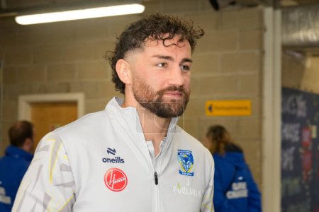 Photo for Toby King of Warrington Wolves arrives at the stadium before the Betfred Super League Round 8 match Warrington Wolves vs Leigh Leopards at Halliwell Jones Stadium, Warrington, United Kingdom, 20th April 202 - Royalty Free Image