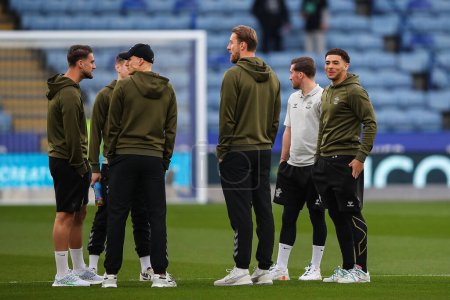 Photo for Che Adams of Southampton arrives with teammates ahead of the Sky Bet Championship match Leicester City vs Southampton at King Power Stadium, Leicester, United Kingdom, 23rd April 202 - Royalty Free Image