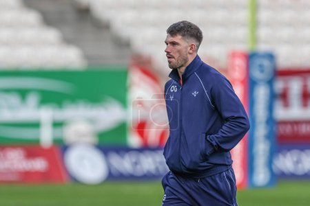 Photo for Oliver Gildart of Hull KR arrives during the Betfred Super League Round 9 match Hull KR vs Wigan Warriors at Sewell Group Craven Park, Kingston upon Hull, United Kingdom, 26th April 202 - Royalty Free Image