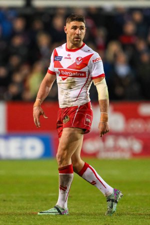 Photo for Tommy Makinson of St. Helens during the Betfred Super League Round 9 match St Helens vs Huddersfield Giants at Totally Wicked Stadium, St Helens, United Kingdom, 25th April 202 - Royalty Free Image