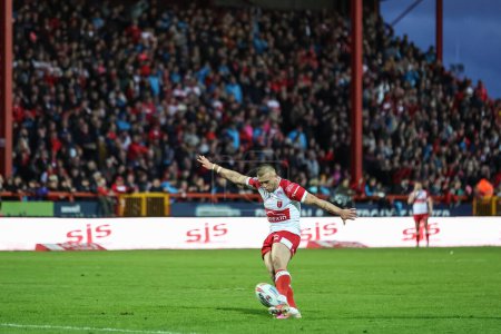 Photo for Mikey Lewis of Hull KR converts for a goal to make it 18-0 during the Betfred Super League Round 9 match Hull KR vs Wigan Warriors at Sewell Group Craven Park, Kingston upon Hull, United Kingdom, 26th April 202 - Royalty Free Image