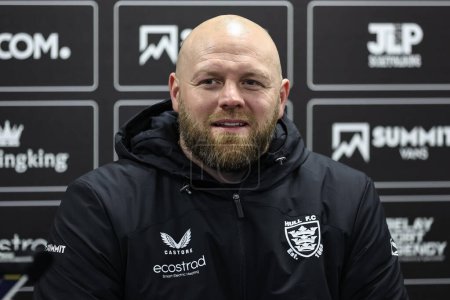 Photo for Simon Grix Hull FC caretaker head coach in the post match press conference during the Betfred Super League Round 9 match Hull FC vs Leeds Rhinos at MKM Stadium, Hull, United Kingdom, 28th April 202 - Royalty Free Image