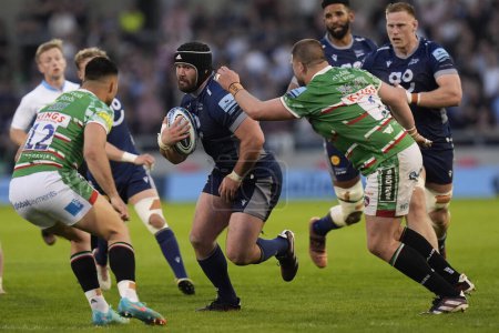Photo for Sale Sharks prop Bevan Rodd runs at the Leicester Tigers defence during the Gallagher Premiership match Sale Sharks vs Leicester Tigers at Salford Community Stadium, Eccles, United Kingdom, 10th May 2024 - Royalty Free Image