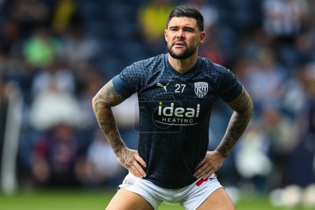 Photo for Alex Mowatt of West Bromwich Albion during the pre-game warm up ahead of the Sky Bet Championship Play-Off Semi-Final First Leg match West Bromwich Albion vs Southampton at The Hawthorns, West Bromwich, United Kingdom, 12th May 2024 - Royalty Free Image
