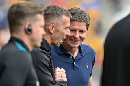 Photo for Managers Gary O'Neil manager of Wolverhampton Wanderers and Oliver Glasner of Crystal Palace meet ahead of kick off, during Premier League match Wolverhampton Wanderers vs Crystal Palace at Molineux, Wolverhampton, United Kingdom, 11th May 2024 - Royalty Free Image