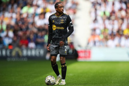 Photo for Kyle Walker-Peters of Southampton in action during the Sky Bet Championship Play-Off Semi-Final First Leg match West Bromwich Albion vs Southampton at The Hawthorns, West Bromwich, United Kingdom, 12th May 2024 - Royalty Free Image