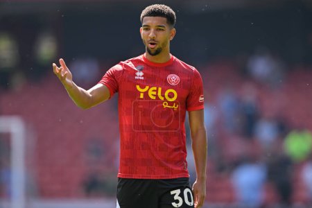 Photo for Mason Holgate of Sheffield United warms up ahead of the match, during the Premier League match Sheffield United vs Tottenham Hotspur at Bramall Lane, Sheffield, United Kingdom, 19th May 2024 - Royalty Free Image