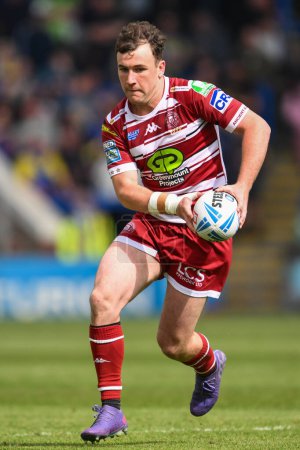 Photo for Harry Smith of Wigan Warriors makes a break during the Betfred Super League Round 13 match Warrington Wolves vs Wigan Warriors at Halliwell Jones Stadium, Warrington, United Kingdom, 1st June 2024 - Royalty Free Image