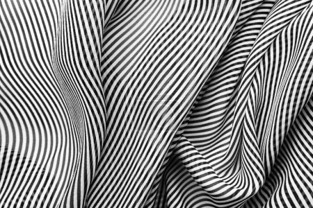 Téléchargez les photos : Élégante soie noire et blanche à rayures, fond texturé - en image libre de droit