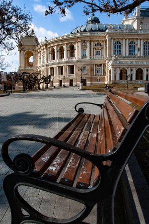 Téléchargez les photos : Opéra académique d'Odessa et théâtre de ballet - en image libre de droit
