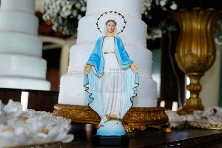 Téléchargez les photos : Statue of the image of Our Lady of Grace, Virgin Mary - Nossa Senhora das Gracas - en image libre de droit
