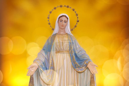 Foto de Estatua de la imagen de Nuestra Señora de la Gracia, Madre de Dios en la religión católica, Virgen María - Imagen libre de derechos