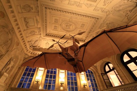 Foto de París, Francia, 11 de abril de 2012: Clement Ader avión, museo de artes y médicos - Imagen libre de derechos