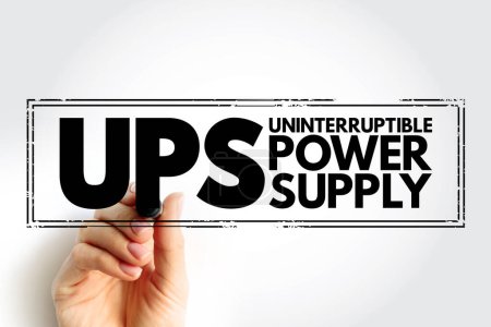 UPS - Uninterruptible Power Supply est un appareil électrique qui fournit une alimentation de secours à une charge lorsque la source d'alimentation d'entrée ou l'alimentation secteur tombe en panne, timbre de concept de texte d'acronyme