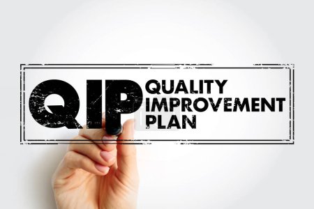 Foto de QIP - Quality Improvement Plan is a formal, documented set of commitments that a health care organization makes to its patients or clients, acronym health concept background - Imagen libre de derechos