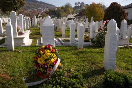 Téléchargez les photos : Le cimetière musulman de Martry à Sarajevo. - en image libre de droit