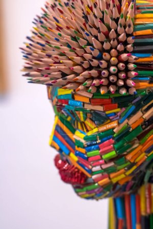 Téléchargez les photos : Human composition from colorful pencils - en image libre de droit
