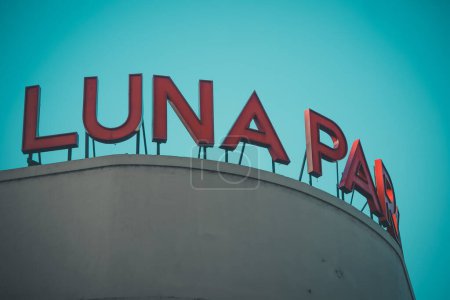 Téléchargez les photos : BUENOS AIRES, ARGENTINE - 13 avril 2022 : Panneau Luna Park - en image libre de droit